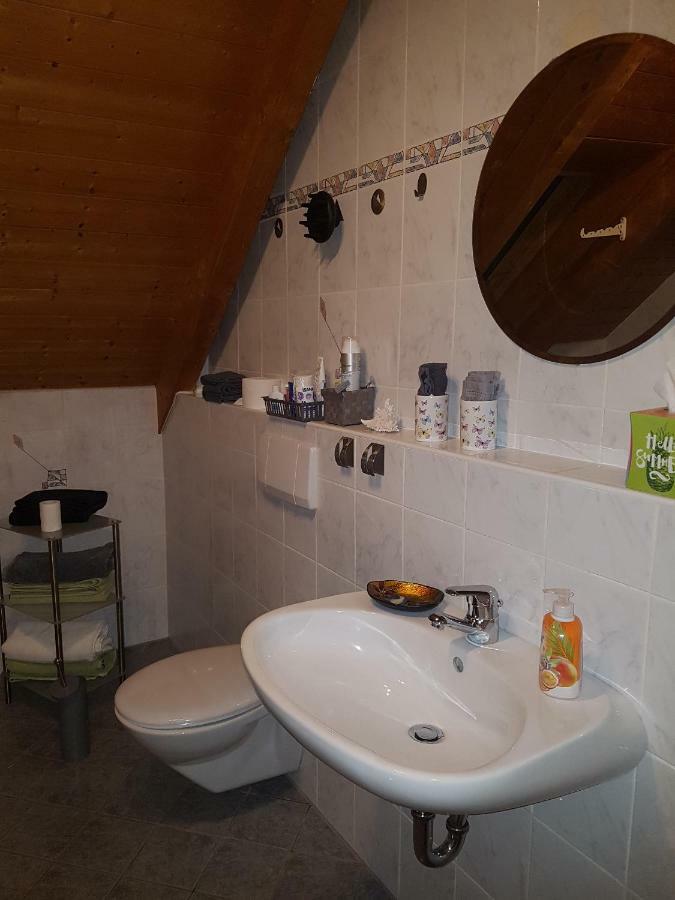 Ruhige Bei München, Fürstenfeldbruck, Dachau Apartment Oberschweinbach